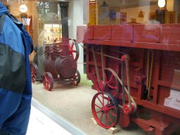 Fahrt Schachthof und Treckermuseum 56